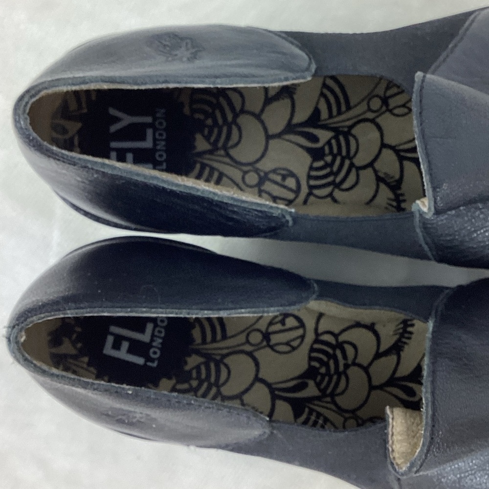 Fly London Black Leather Wedges - Picture 11 of 13